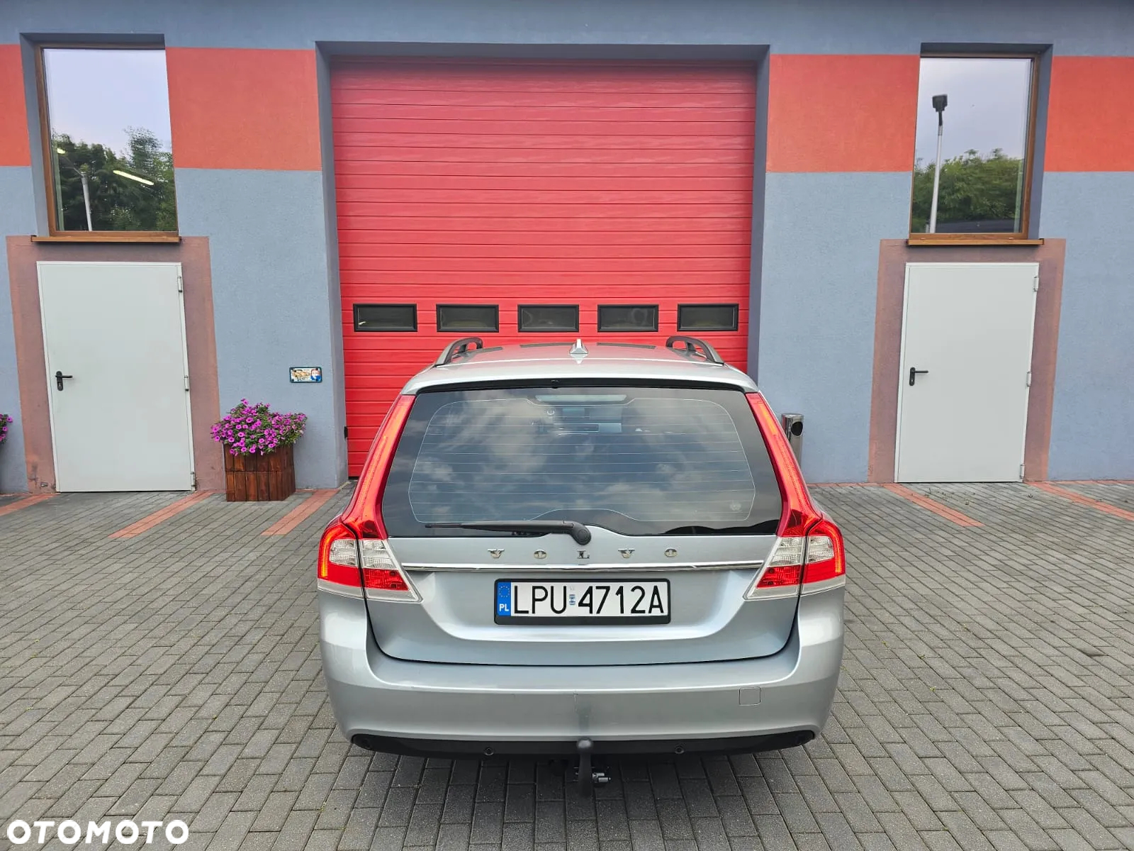 Volvo V70 D2 Geartronic Powershift Momentum - 12