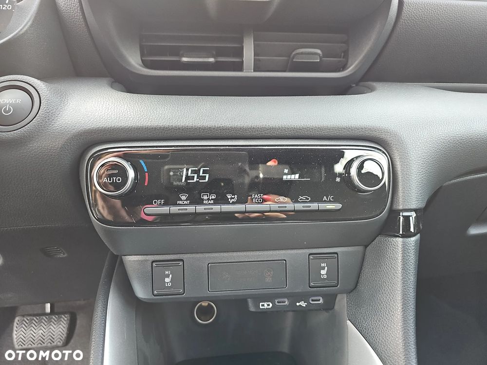 Mazda 2 - 16