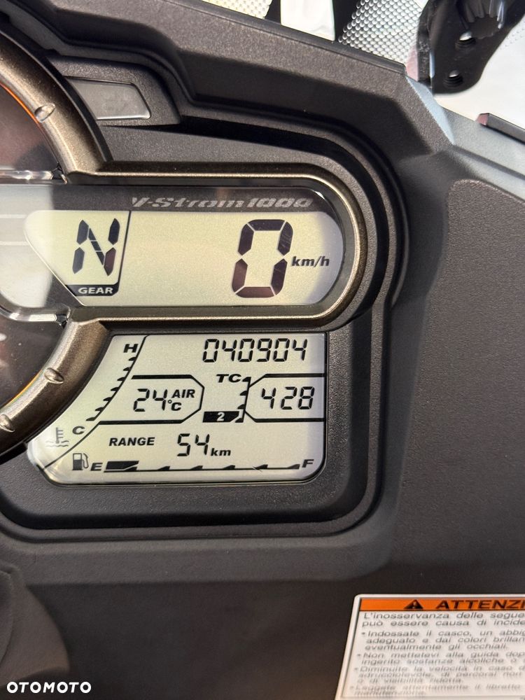 Suzuki V-STROM - 9