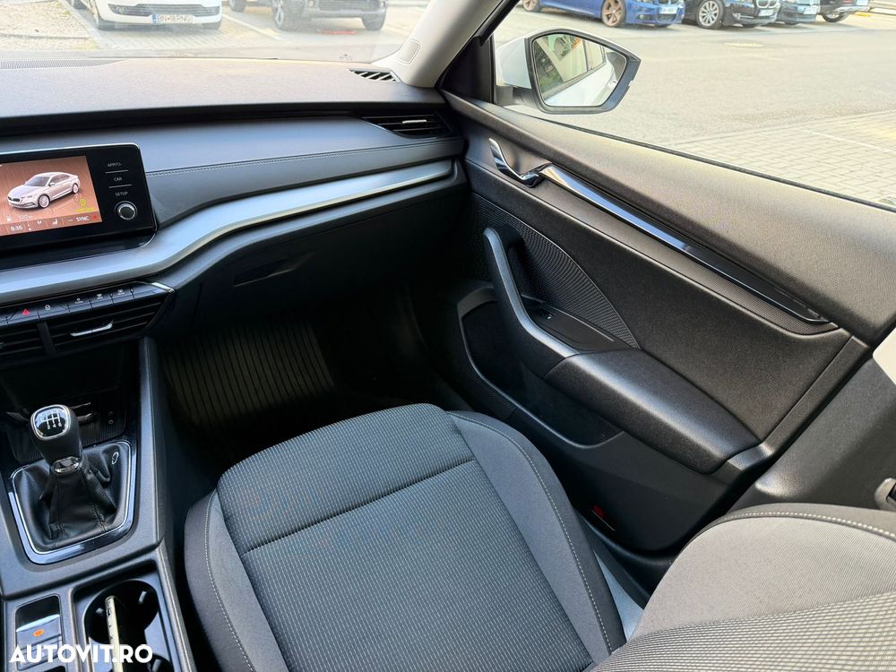 Skoda Octavia 2.0 TDI Style - 10