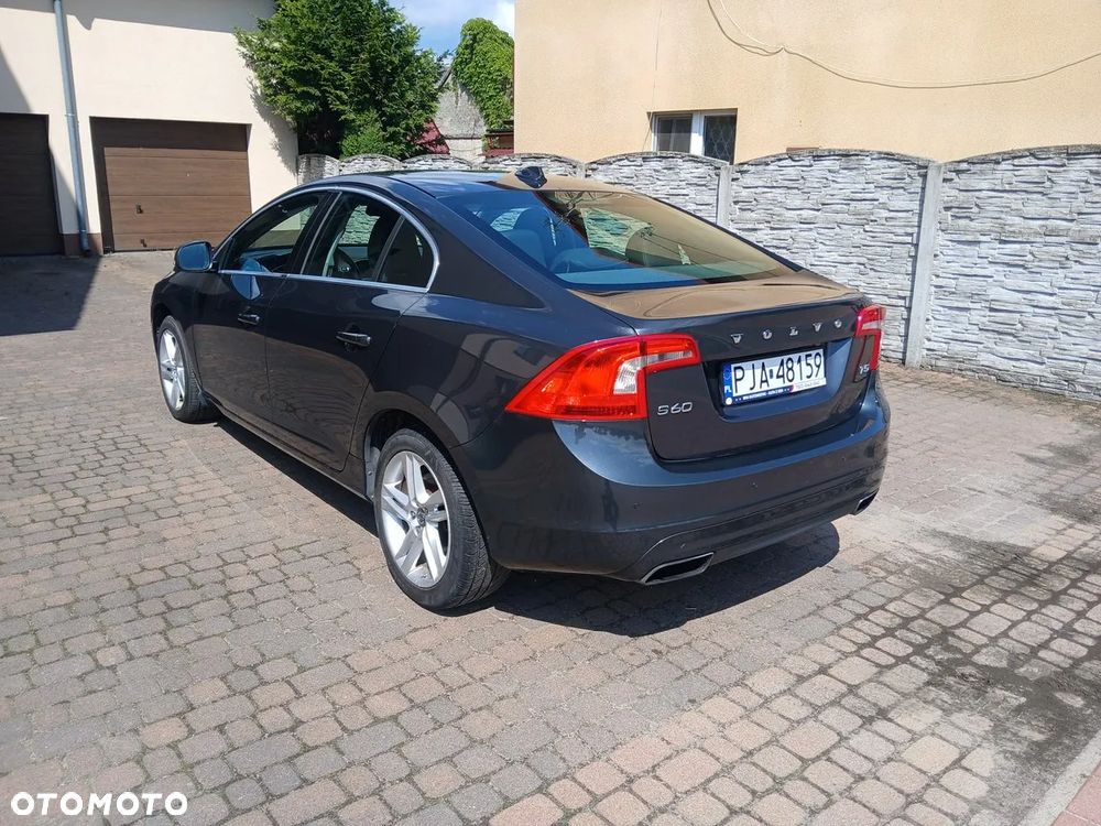 Volvo S60 - 12
