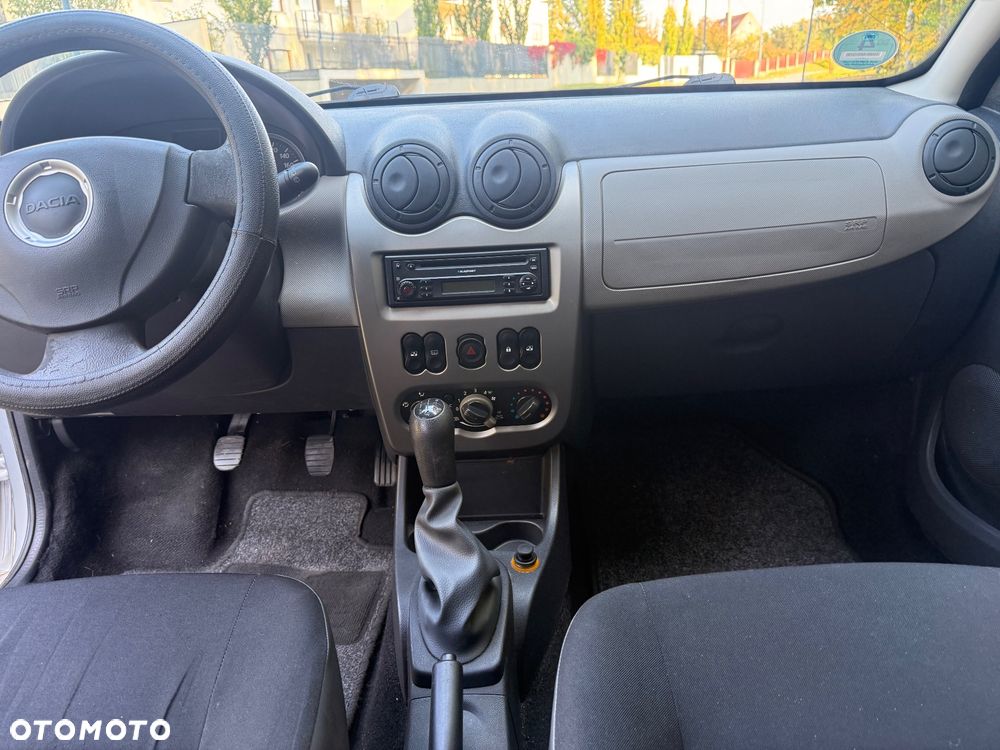 Dacia Sandero - 6