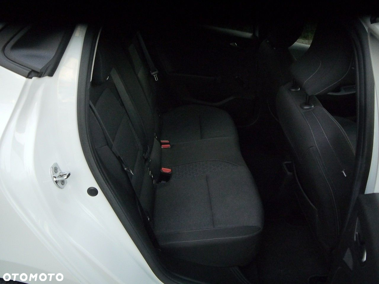 Renault Clio BLUE dCi 85 EXPERIENCE - 26