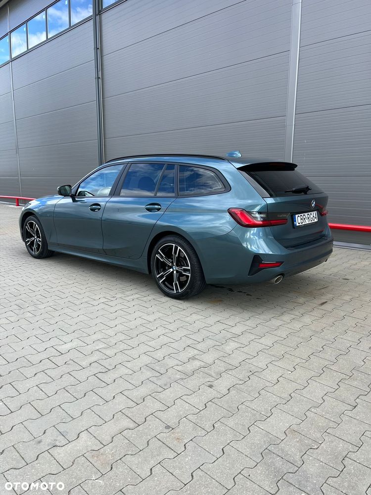 BMW Seria 3 318d - 10
