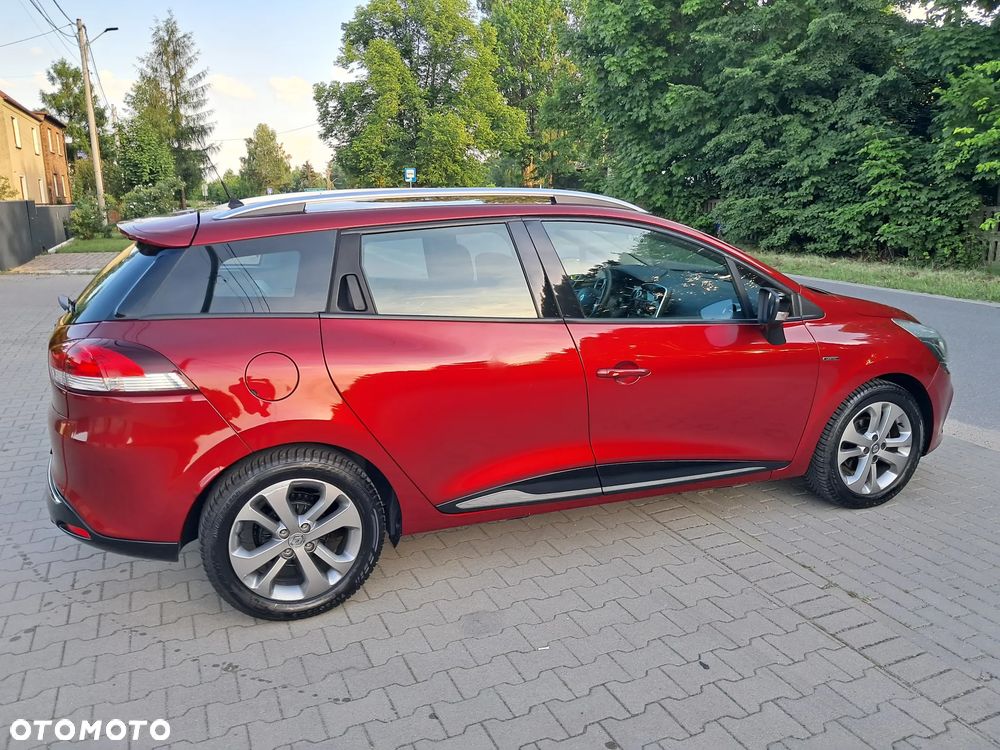 Renault Clio 1.2 16V 75 LIMITED - 13