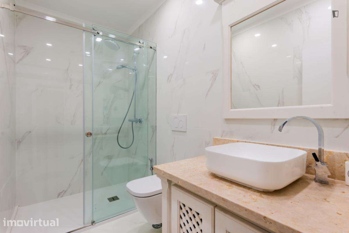 Apartamento com 2 quartos - localizado em Rossio Lisbon - Grande imagem: 2/25