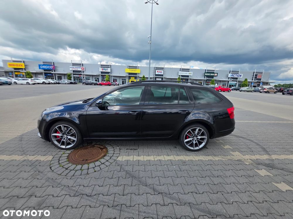 Skoda Octavia 2.0 TDI RS DSG - 5