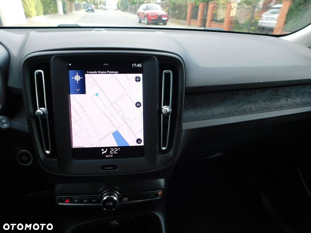 Volvo XC 40 T2 Essential - 9
