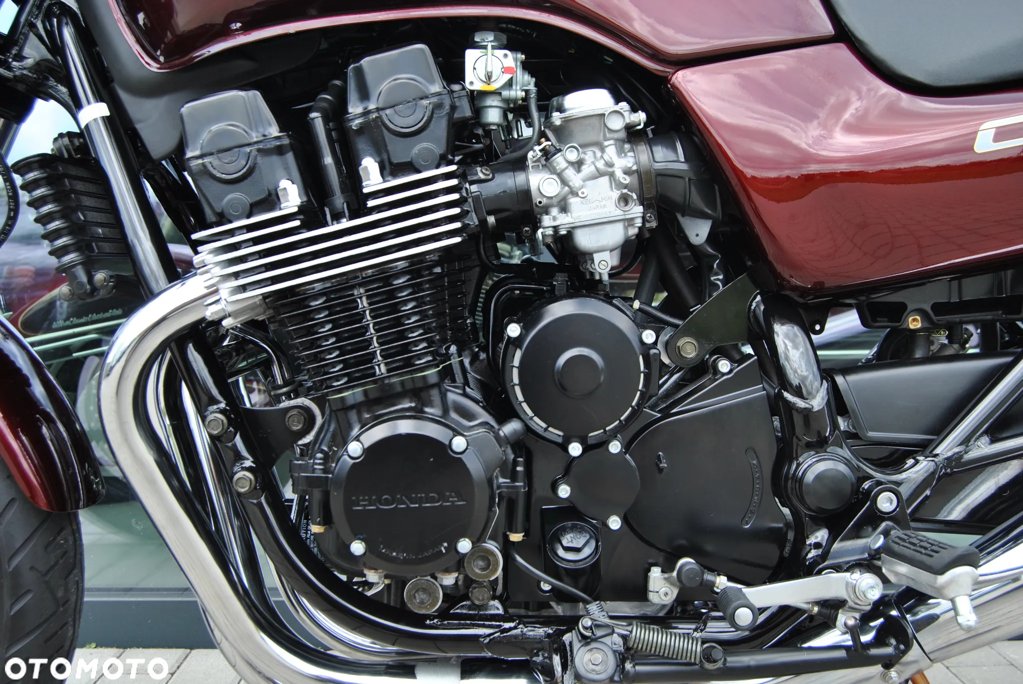 Honda CB - 11