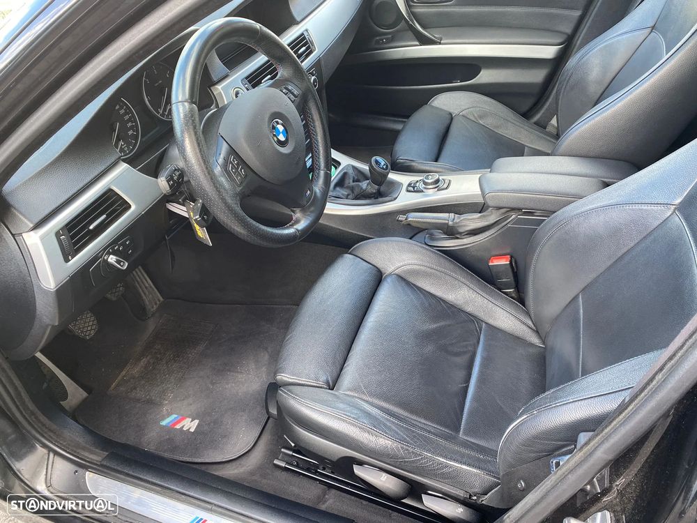 BMW 320 d Navigation - 14