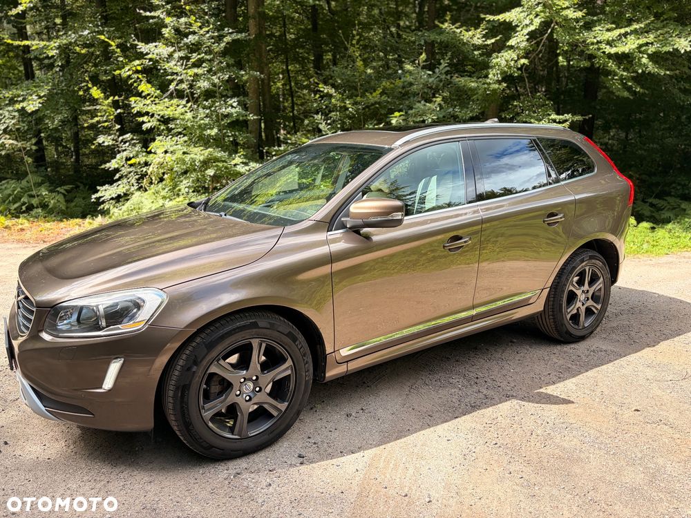 Volvo XC 60 D5 AWD Summum - 2