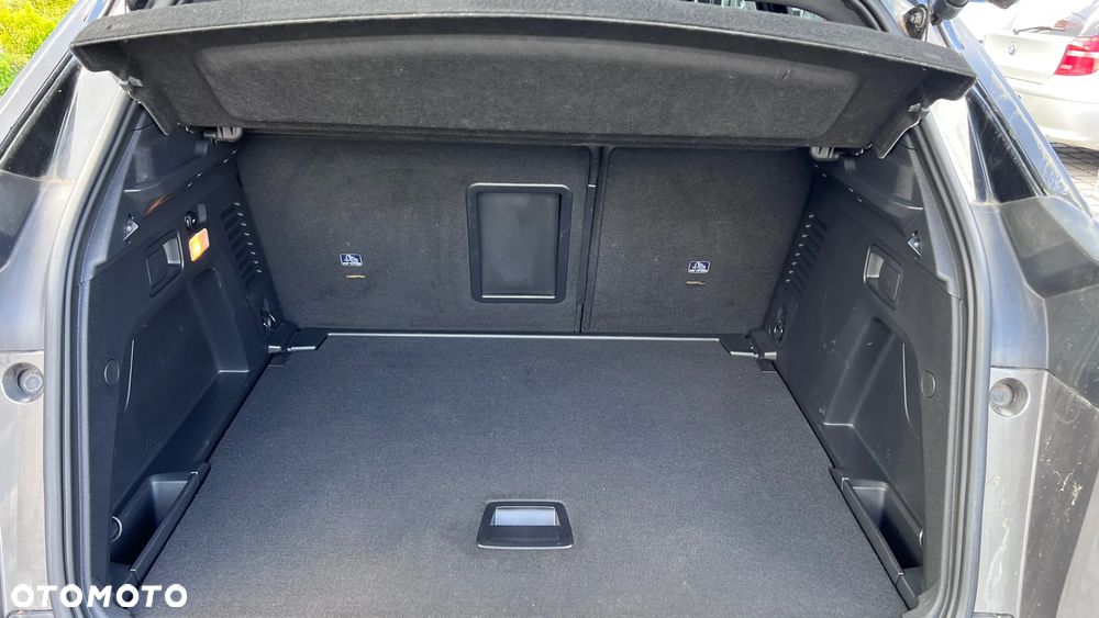 Peugeot 3008 1.5 BlueHDi GT Pack S&S EAT8 - 12