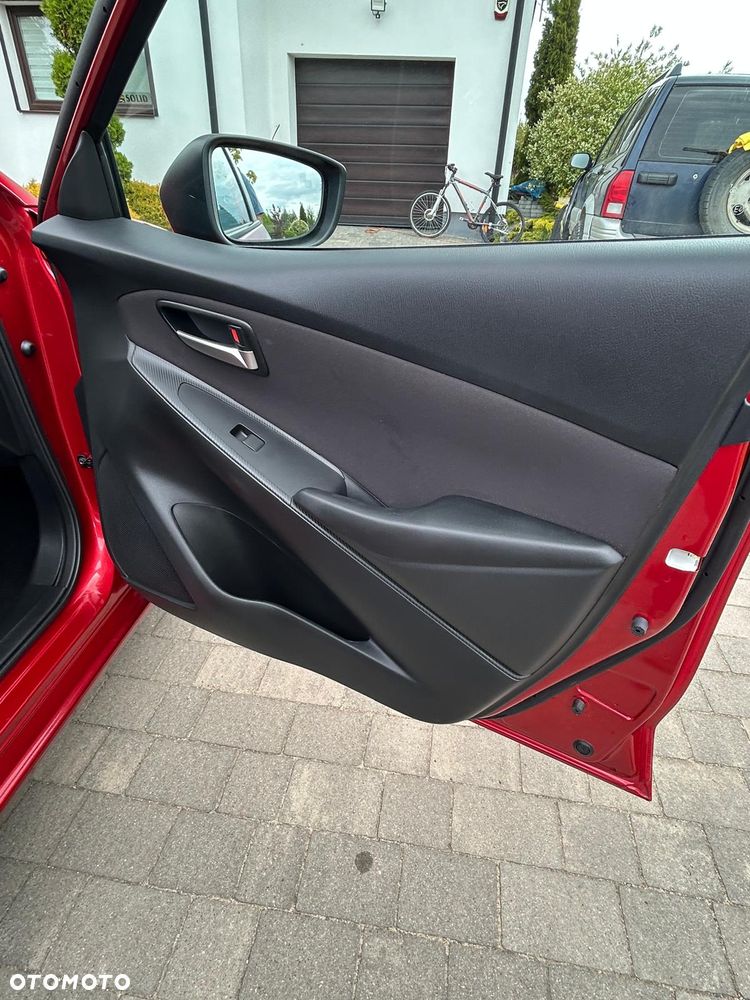 Mazda 2 SKYACTIV-G 90 Homura - 24