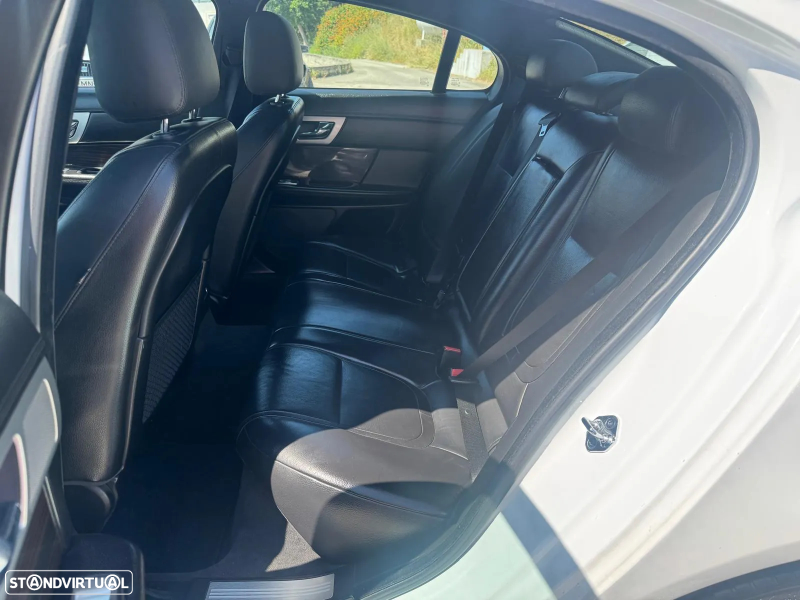 Jaguar XF X250 2.2D 190cv de 2012 para peças - 12