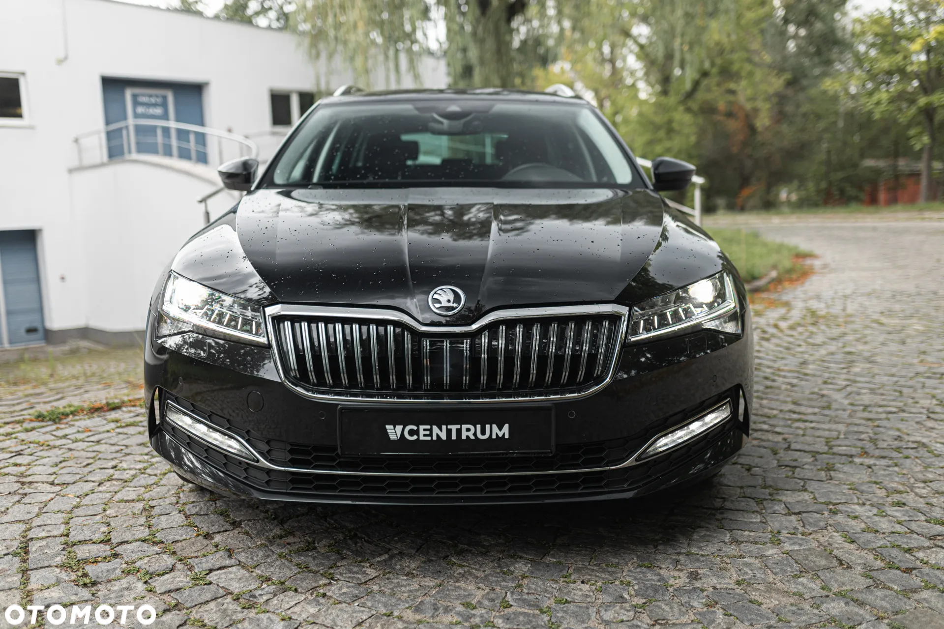 Skoda Superb 2.0 TDI SCR Style DSG - 5