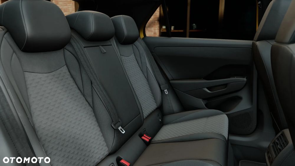 Volkswagen T-Roc 1.5 TSI R-Line DSG - 12