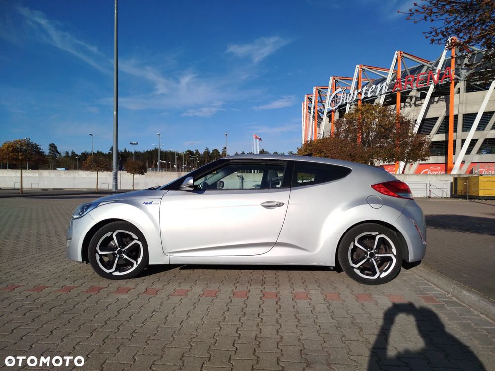 Hyundai Veloster 1.6 blue Premium - 7