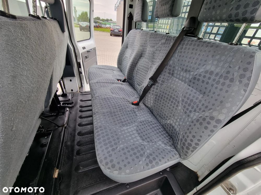 Ford Transit - 26
