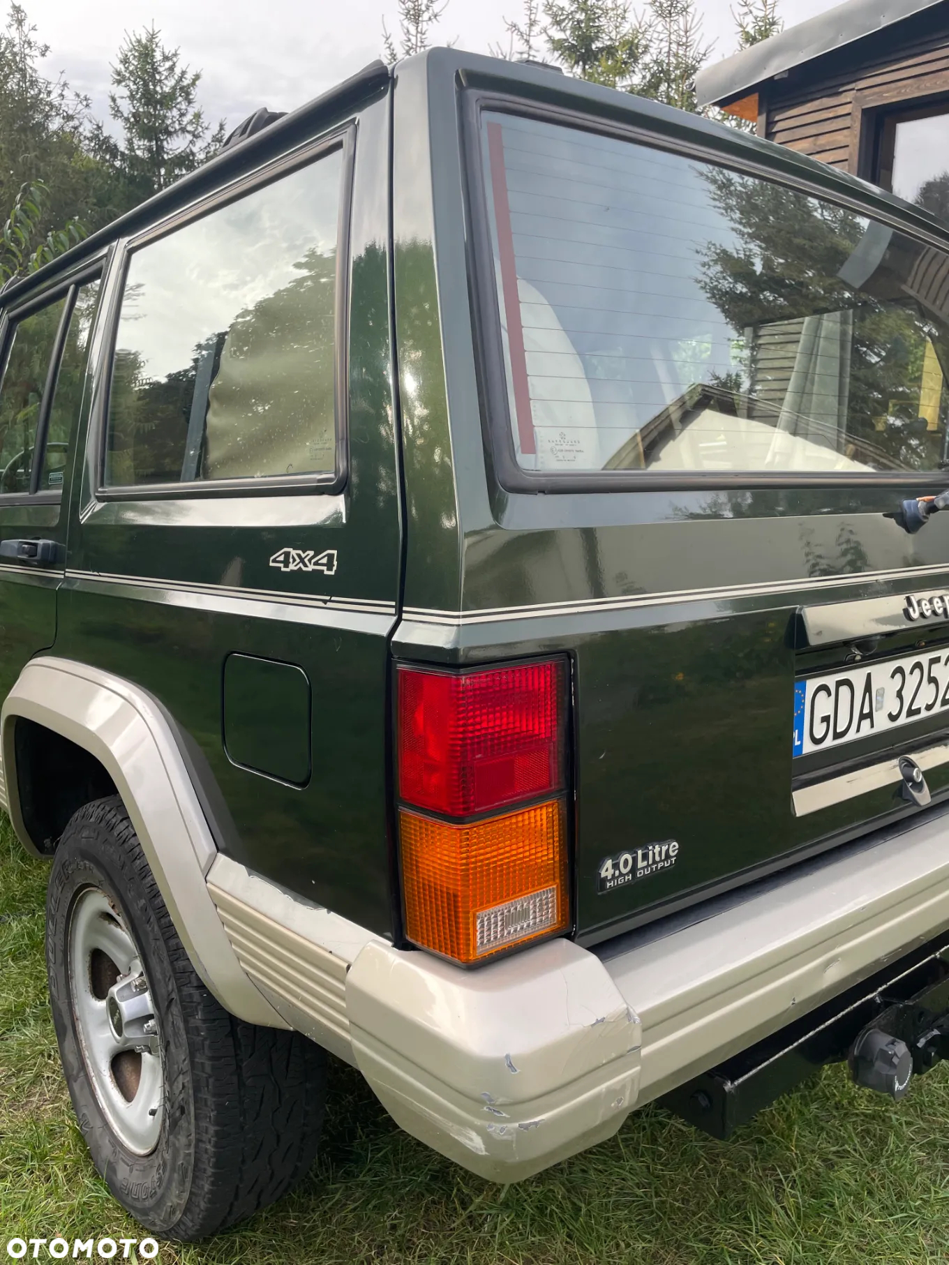 Jeep Cherokee - 26