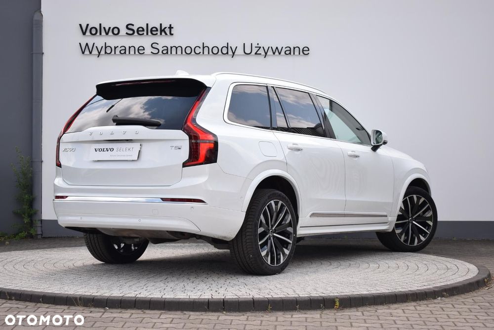 Volvo XC 90 - 9