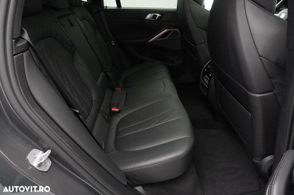 BMW X6 xDrive40d AT MHEV - 12