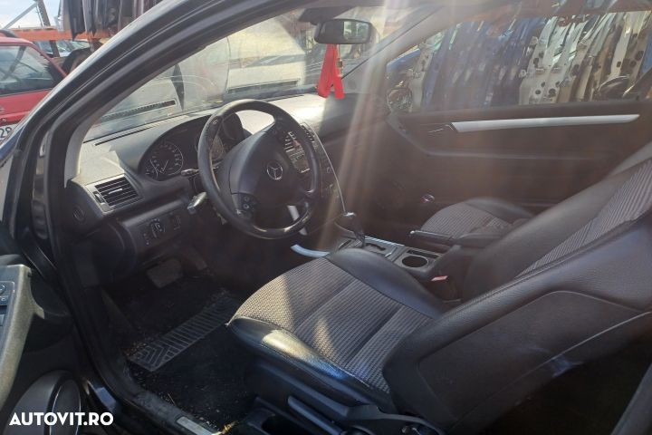 Etrier spate dreapta Mercedes-Benz A-Class W169 [2004 - 2008] Hatchba - 7