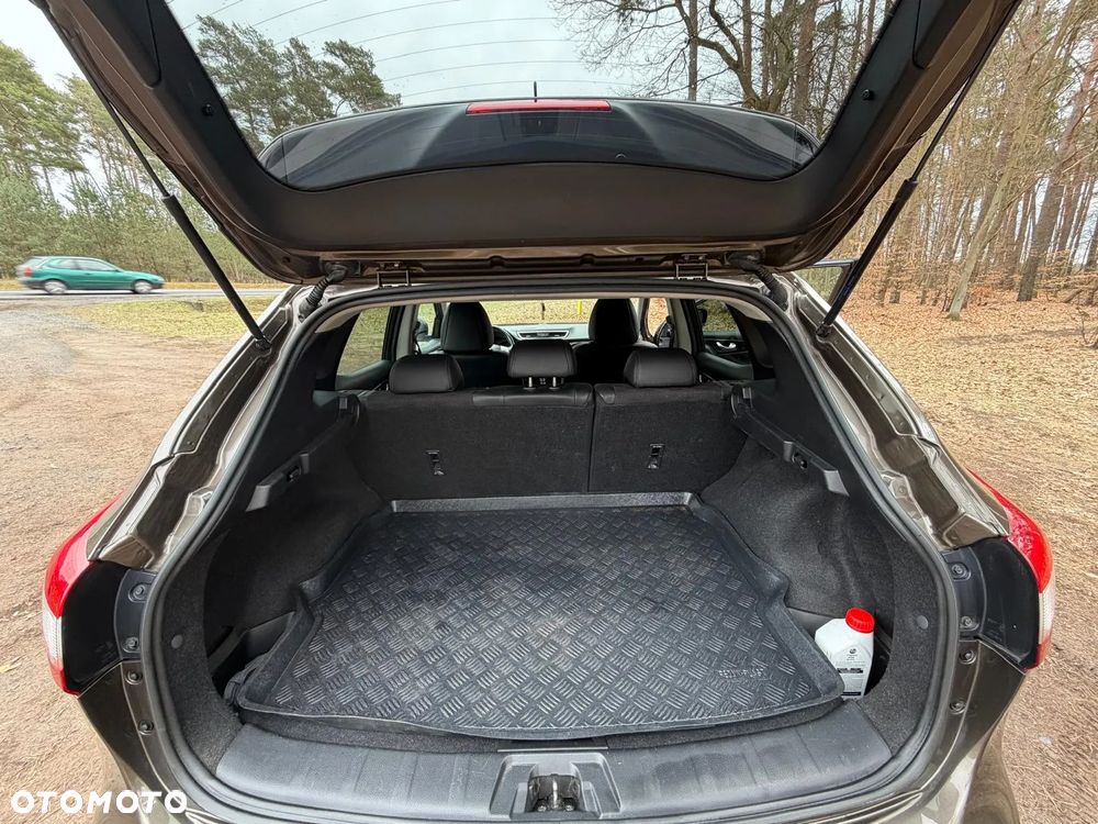 Nissan Qashqai 1.6 DCi 4x4 Tekna EU6 - 13