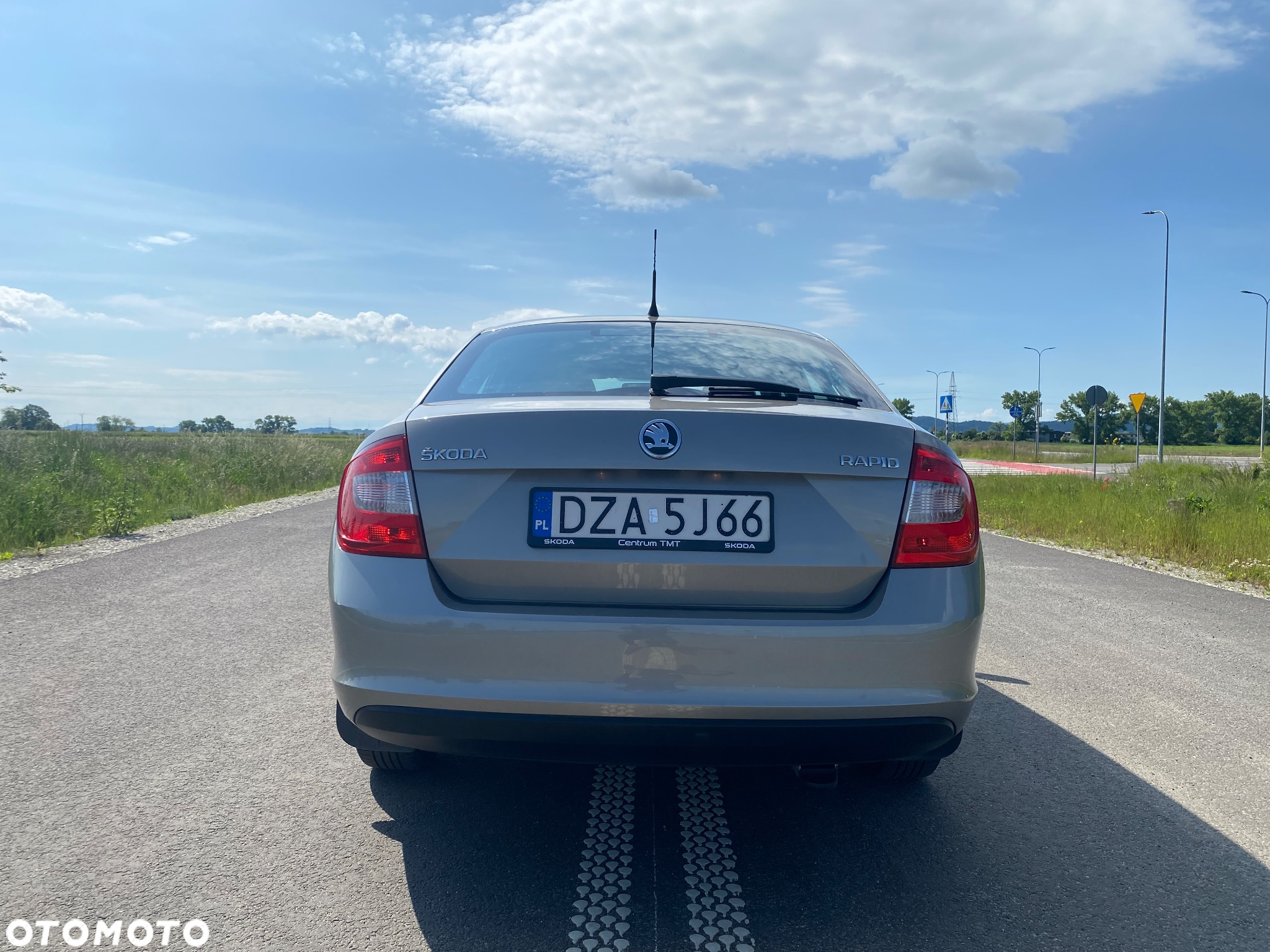 Skoda RAPID 1.2 TSI Active - 5