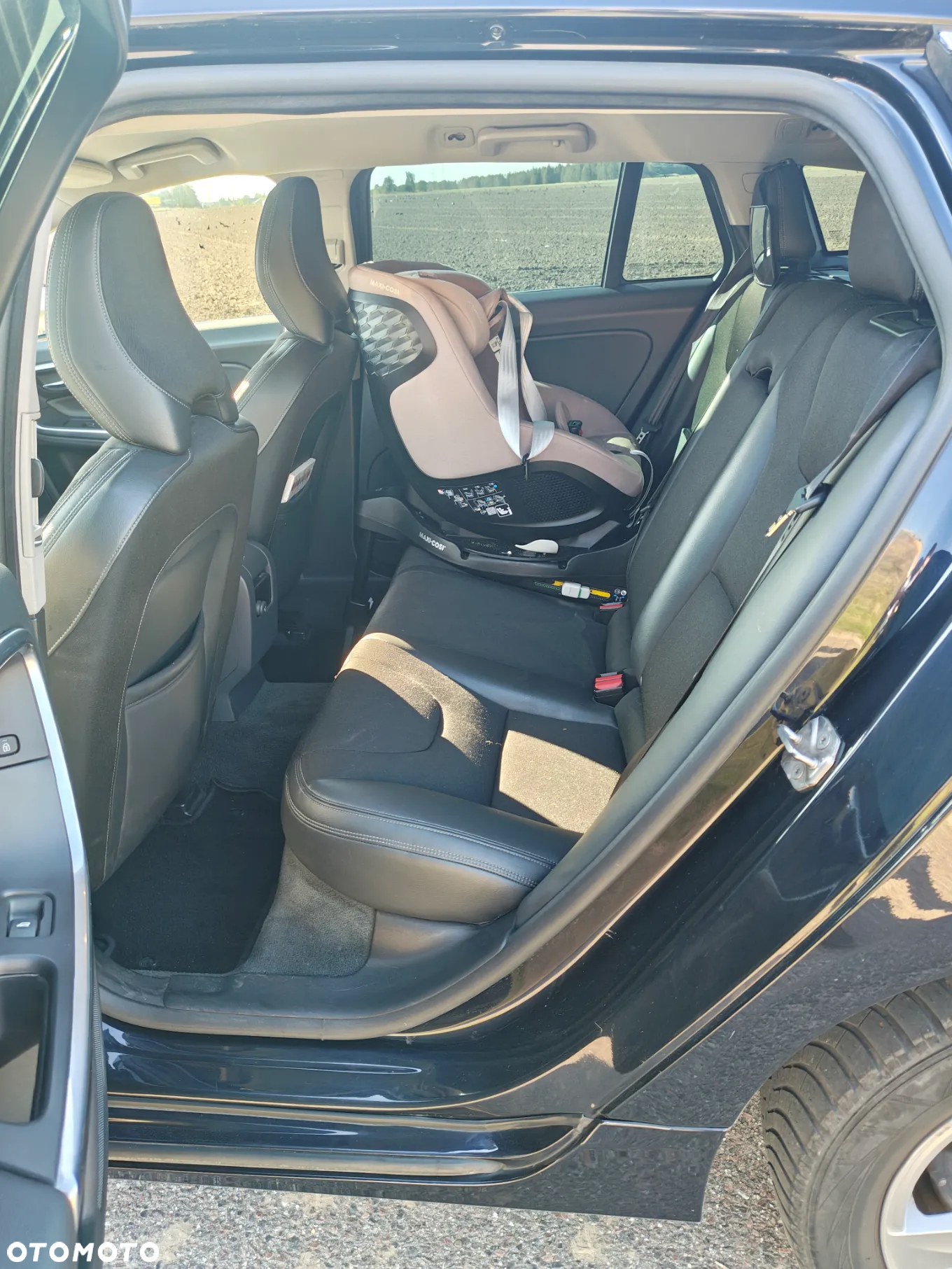 Volvo V60 D2 Momentum - 14