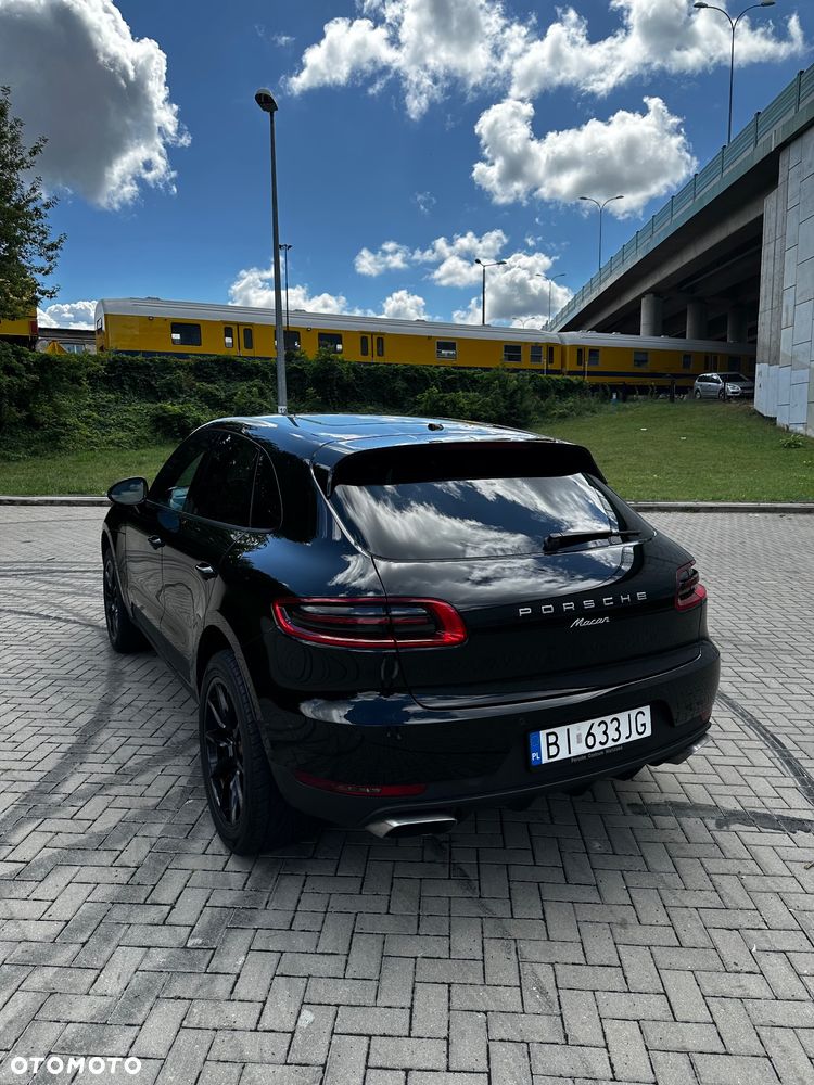 Porsche Macan Standard - 8