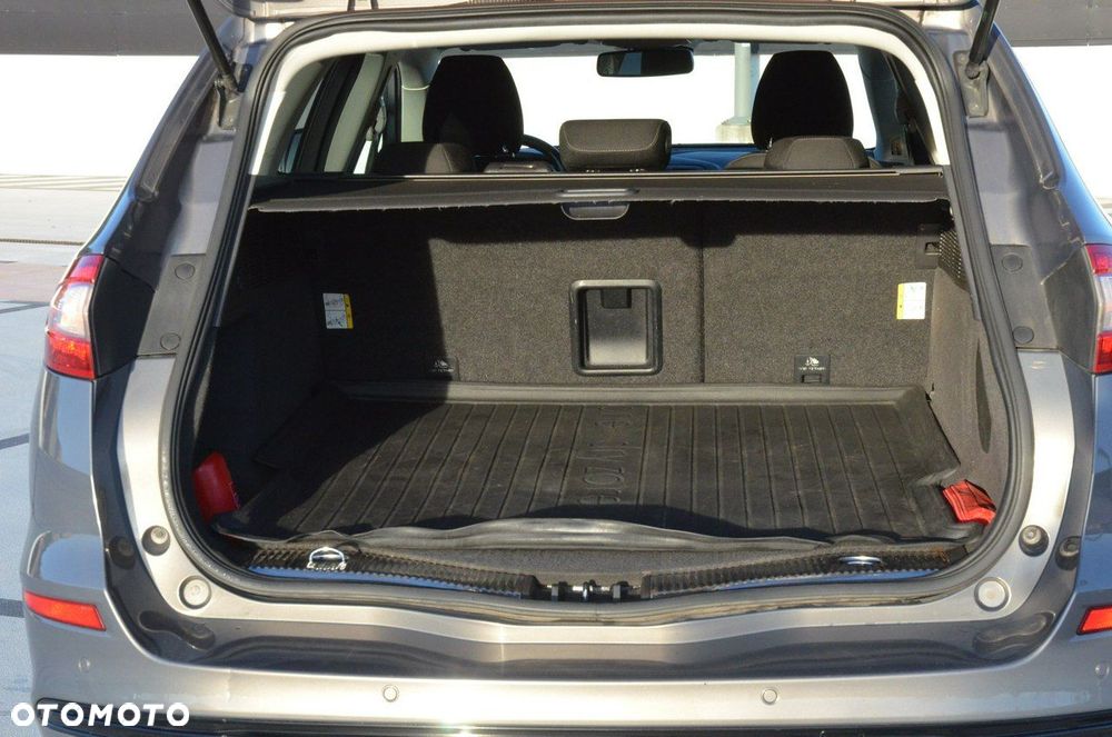 Ford Mondeo 2.0 TDCi Titanium PowerShift - 23