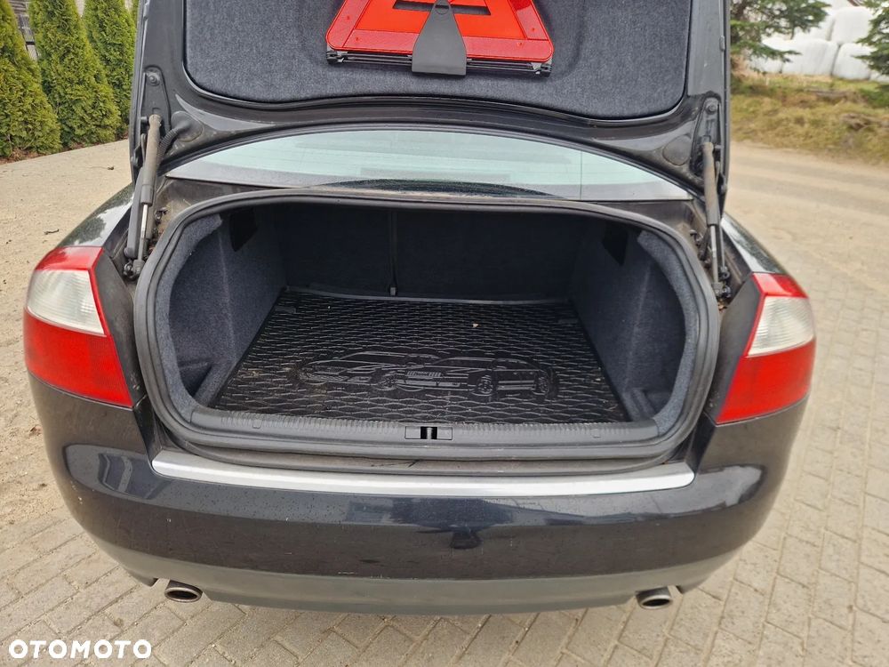 Audi A4 Limousine - 19