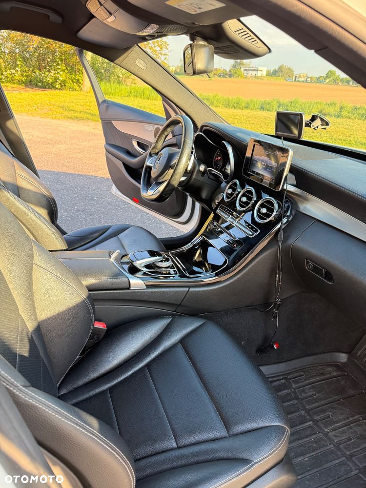 Mercedes-Benz Klasa C 200 4-Matic 9G-TRONIC - 12