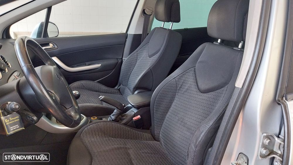 Peugeot 308 SW 1.6 HDi Sport CVM6 - 16