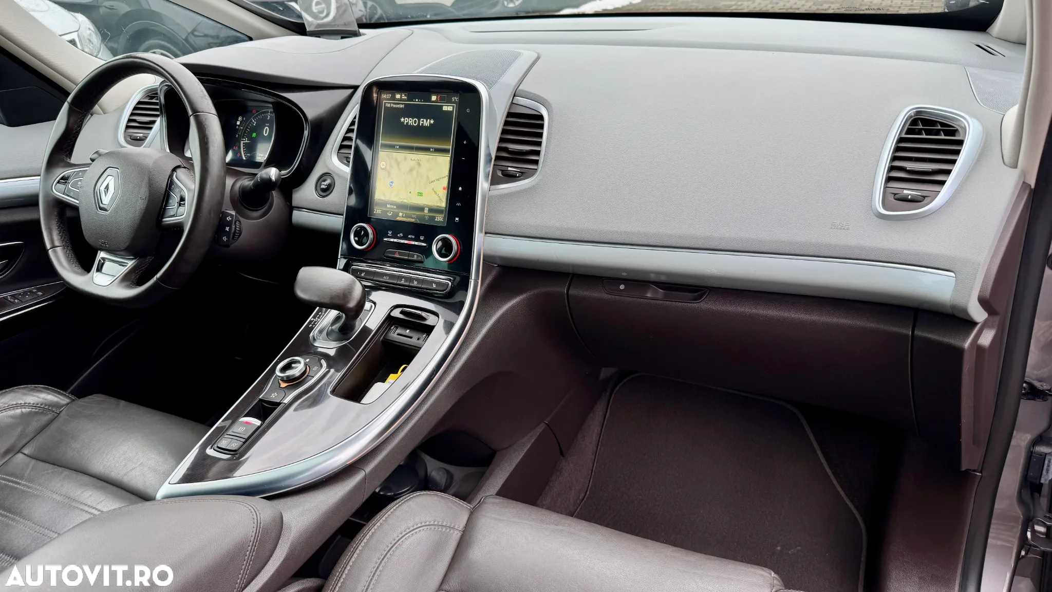 Renault Espace Energy dCi 160 EDC Intens - 9