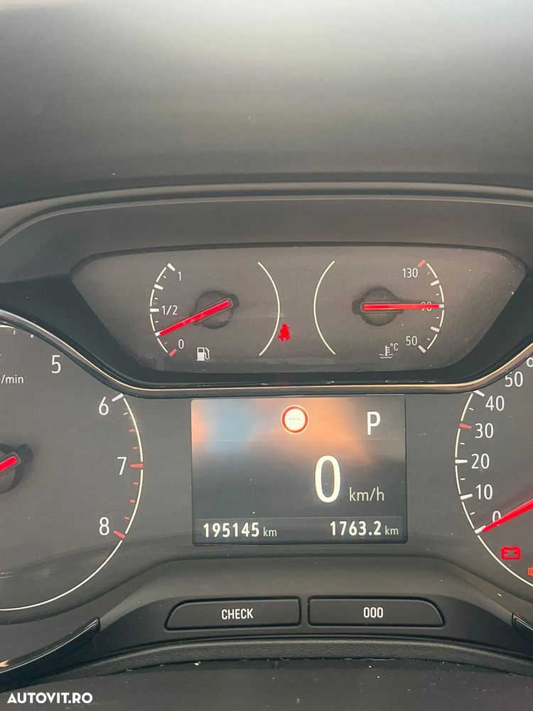 Opel Grandland X 1.2 Turbo START/STOP Aut. Innovation - 23