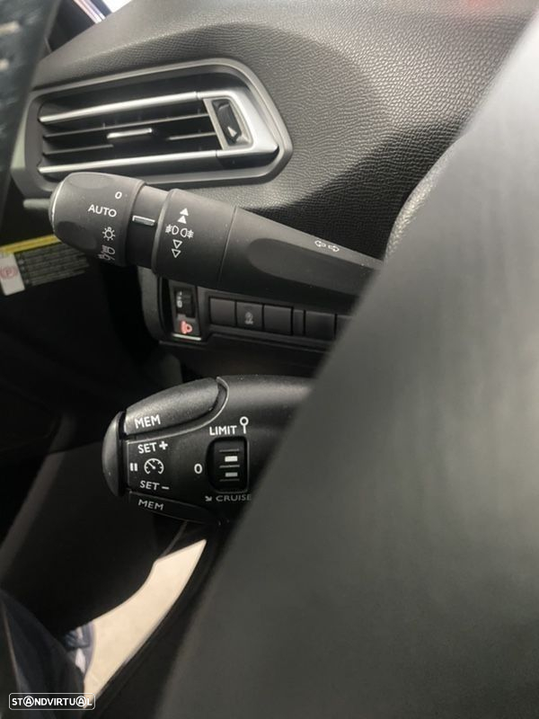 Peugeot 308 1.5 BlueHDi Style - 20