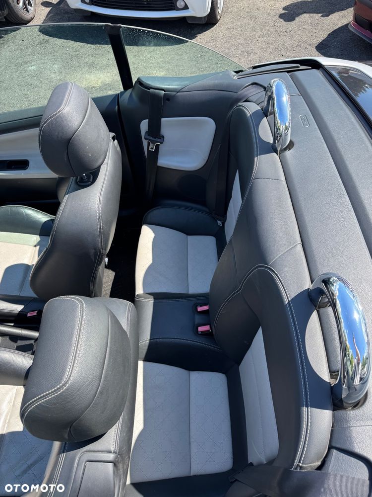 Peugeot 207 CC - 12