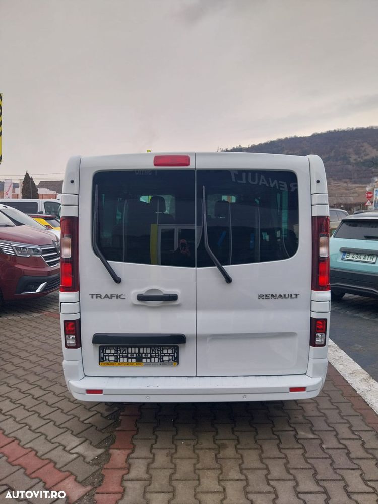 Renault Trafic Blue Grand Life - 17