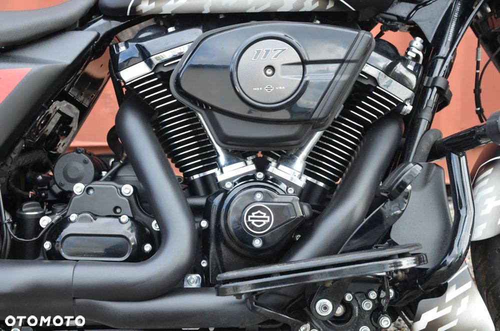Harley-Davidson Touring Street Glide - 15