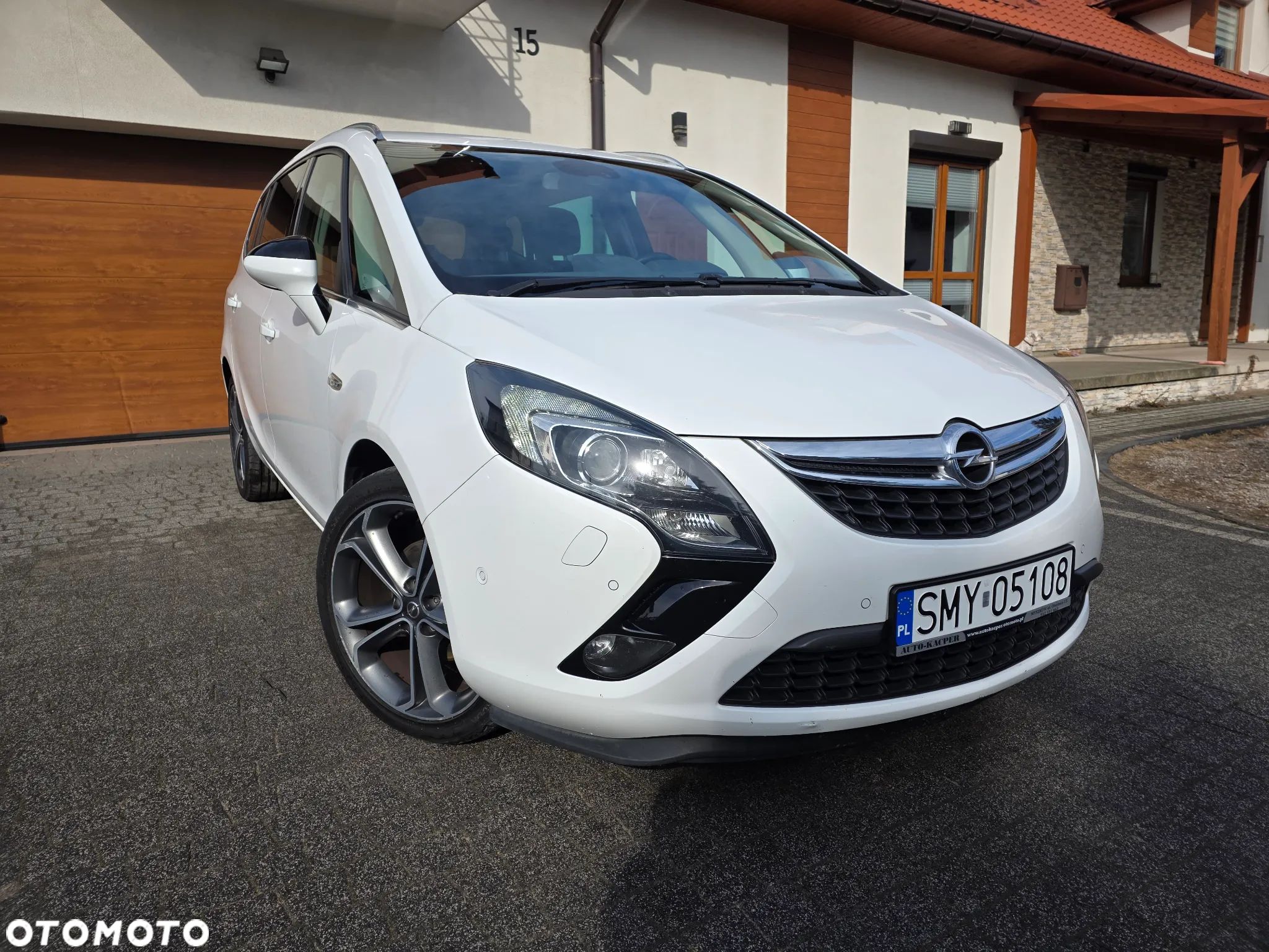 Opel Zafira Tourer 2.0 CDTI Innovation - 1