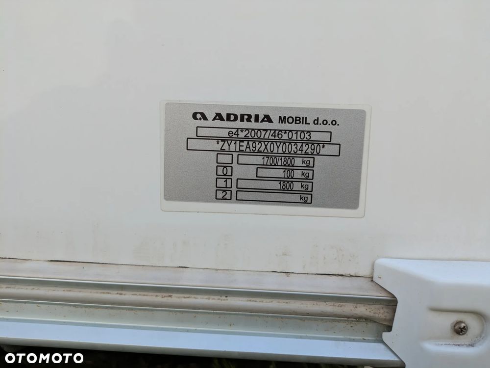 Adria 593 UK - 17