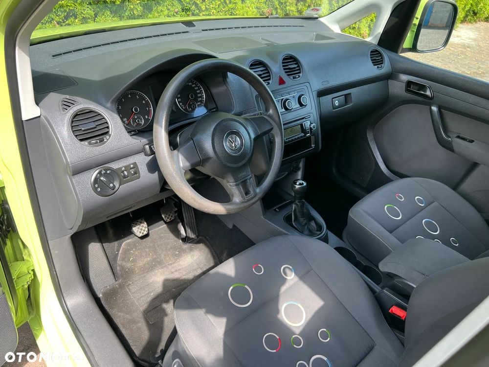 Volkswagen Caddy - 19