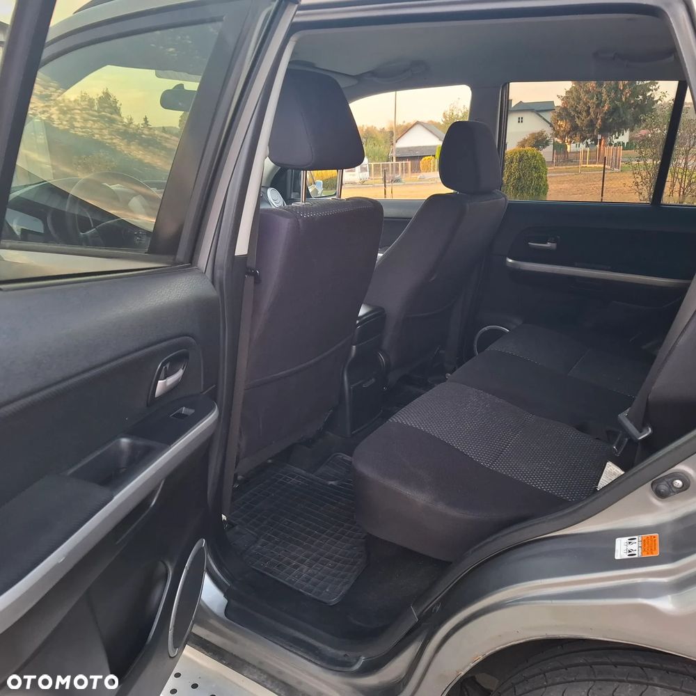Suzuki Grand Vitara - 17