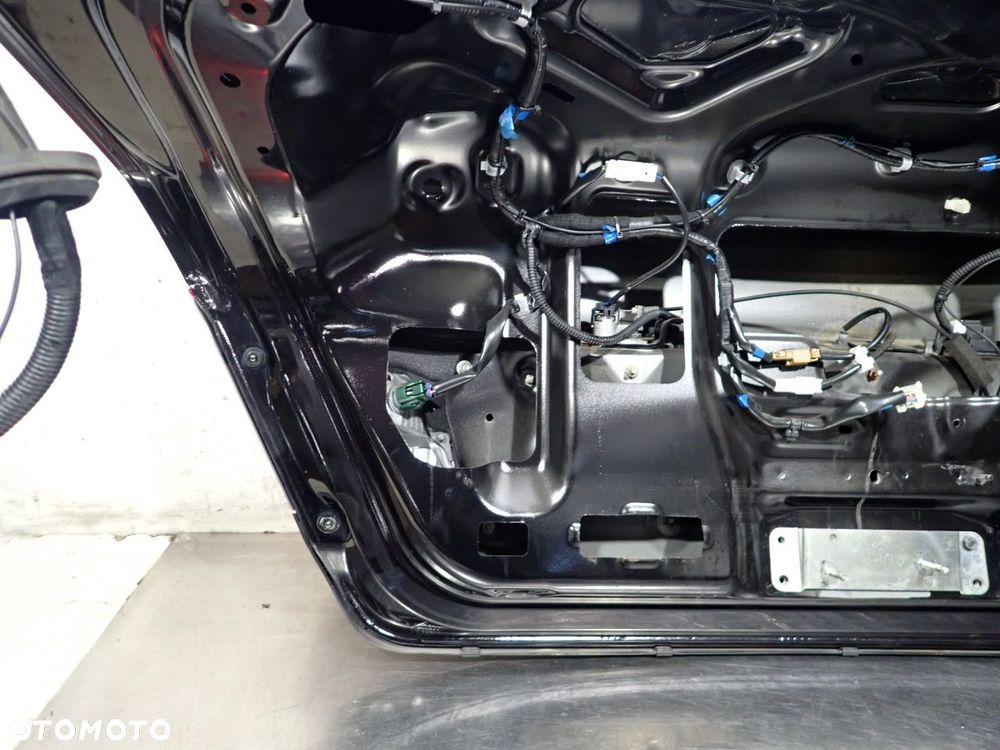 KLAPA TYŁ BAGAŻNIKA INFINITI M37X KOL: GAC - 22