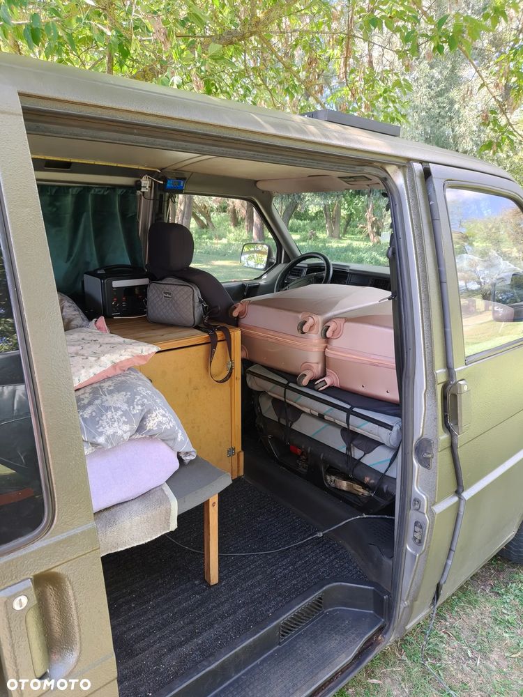Volkswagen Transporter - 15