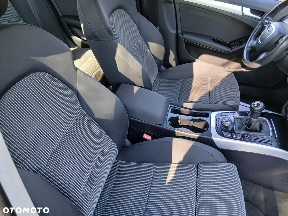 Audi A4 Avant 2.0 TDI DPF Attraction - 9