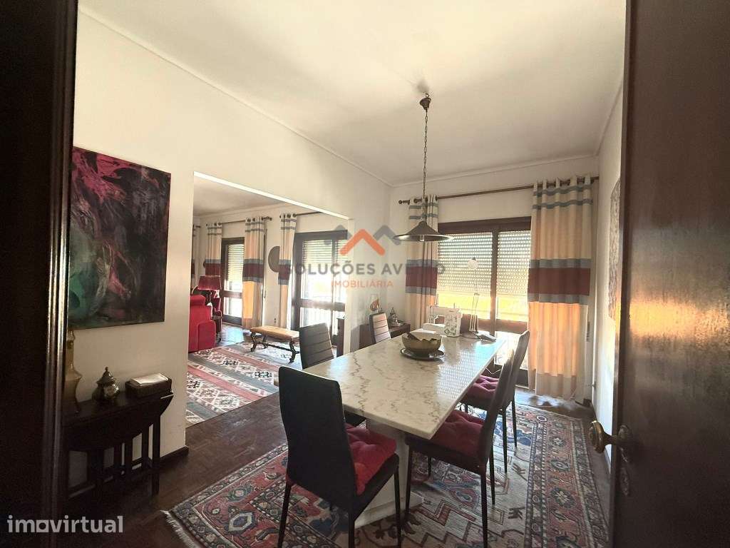 APARTAMENTO T4+1 NO CORAÇÃO DE AVEIRO | 5 VARANDAS | ÁREAS EXCEPCIO... - Grande imagem: 5/17
