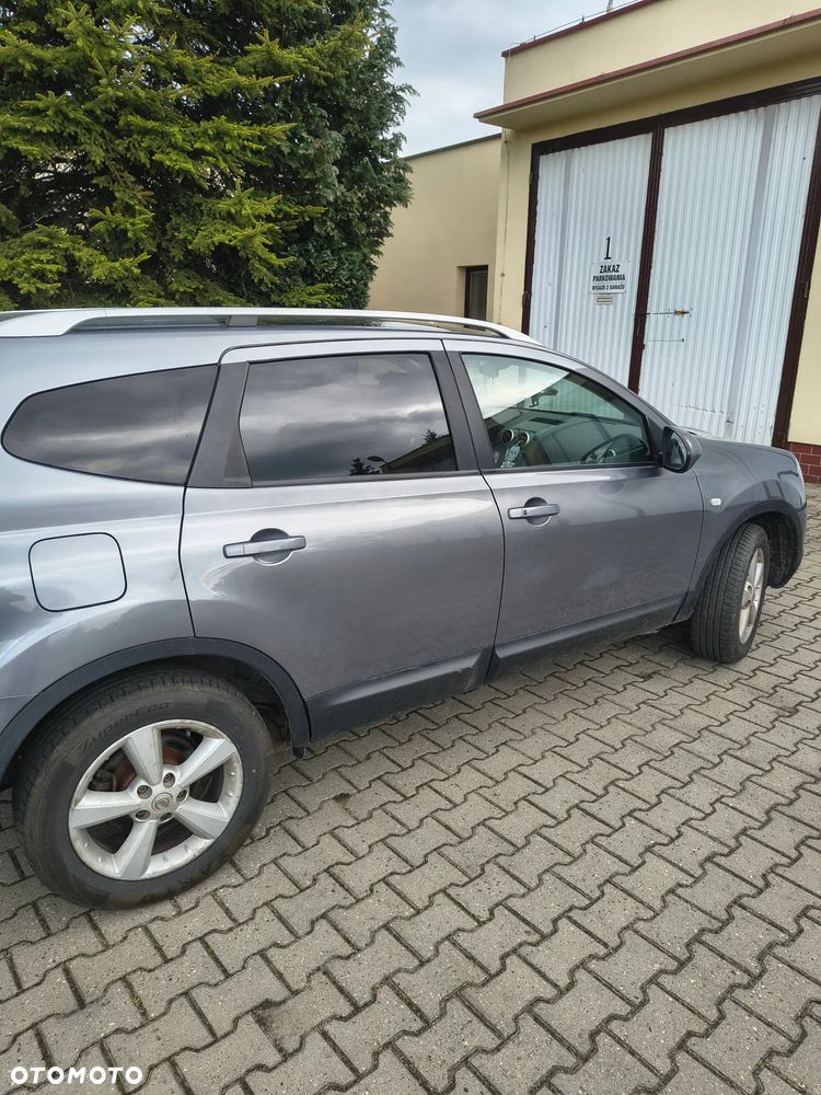 Nissan Qashqai+2 - 15