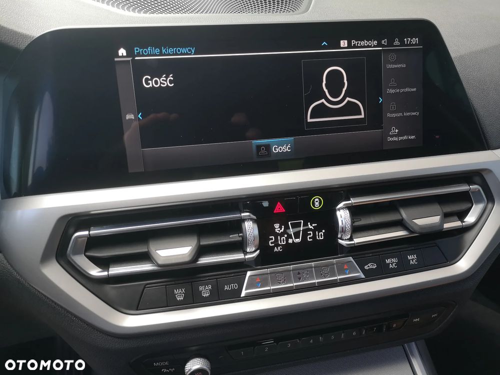 BMW Seria 3 320i Advantage - 23